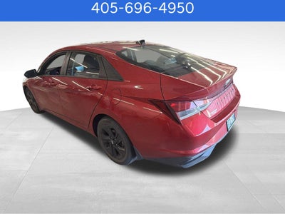 2022 Hyundai ELANTRA SEL