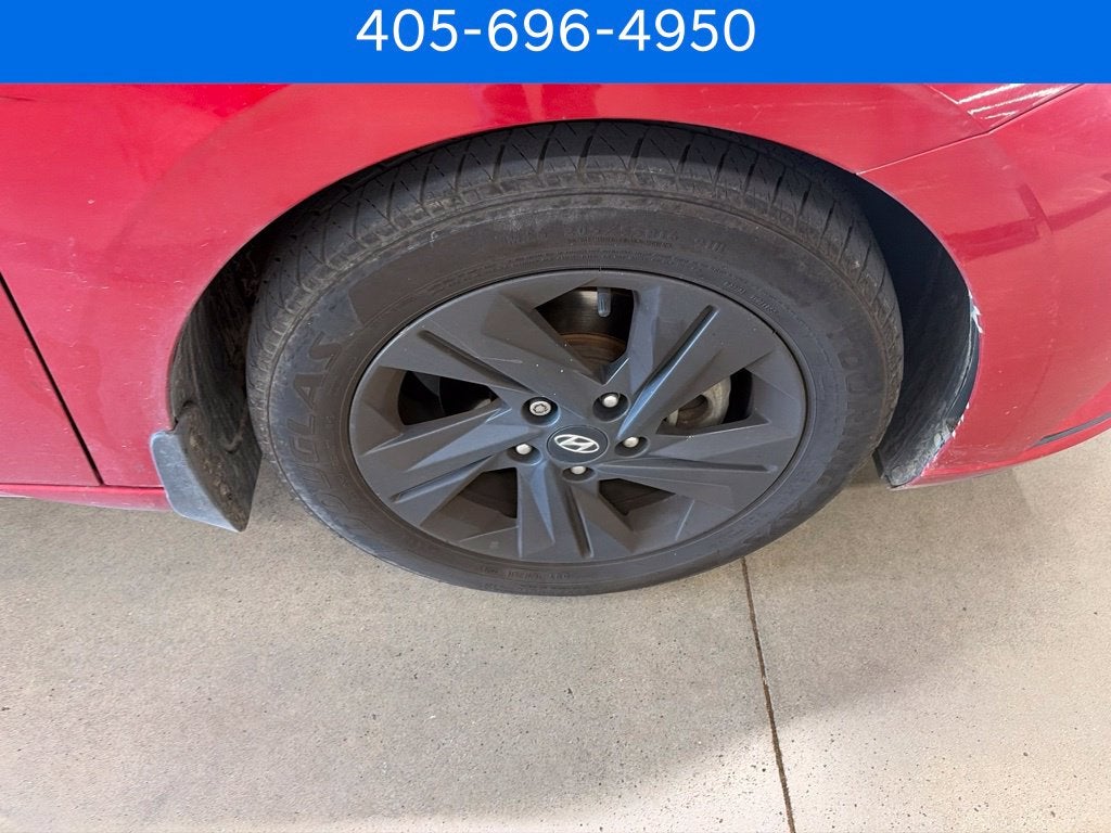 2022 Hyundai ELANTRA SEL