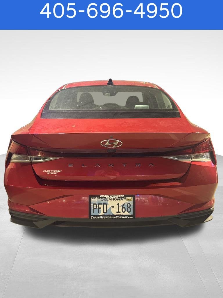 2022 Hyundai ELANTRA SEL
