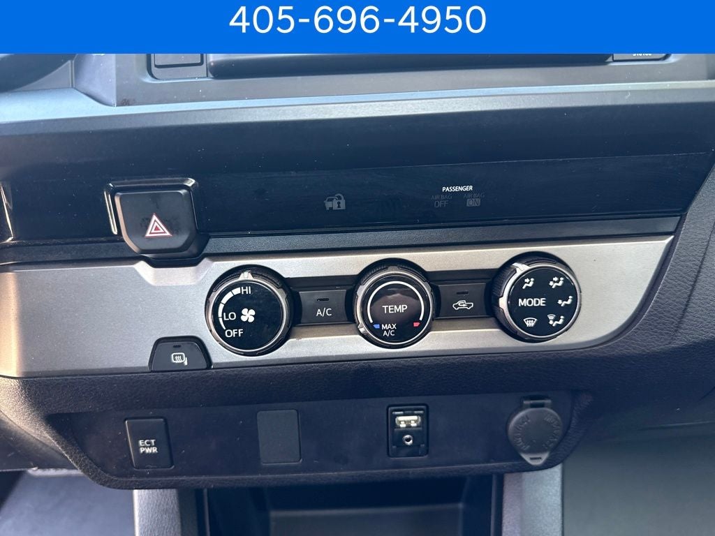 2017 Toyota Tacoma SR