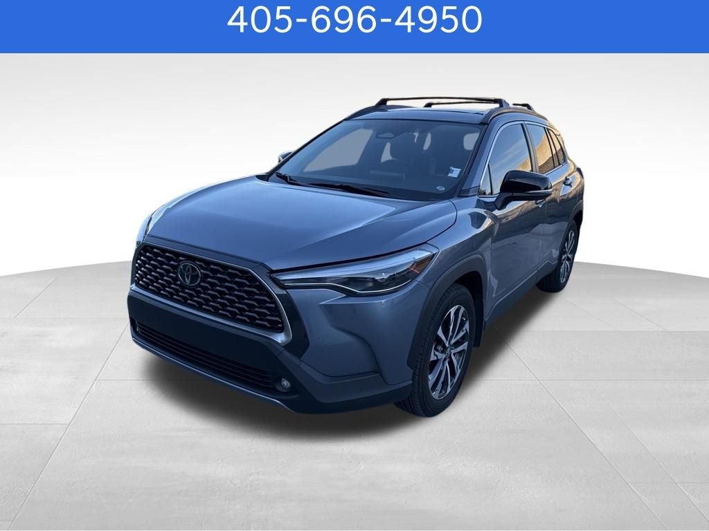 2025 Toyota Corolla Cross XLE