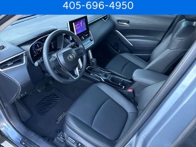 2025 Toyota Corolla Cross XLE