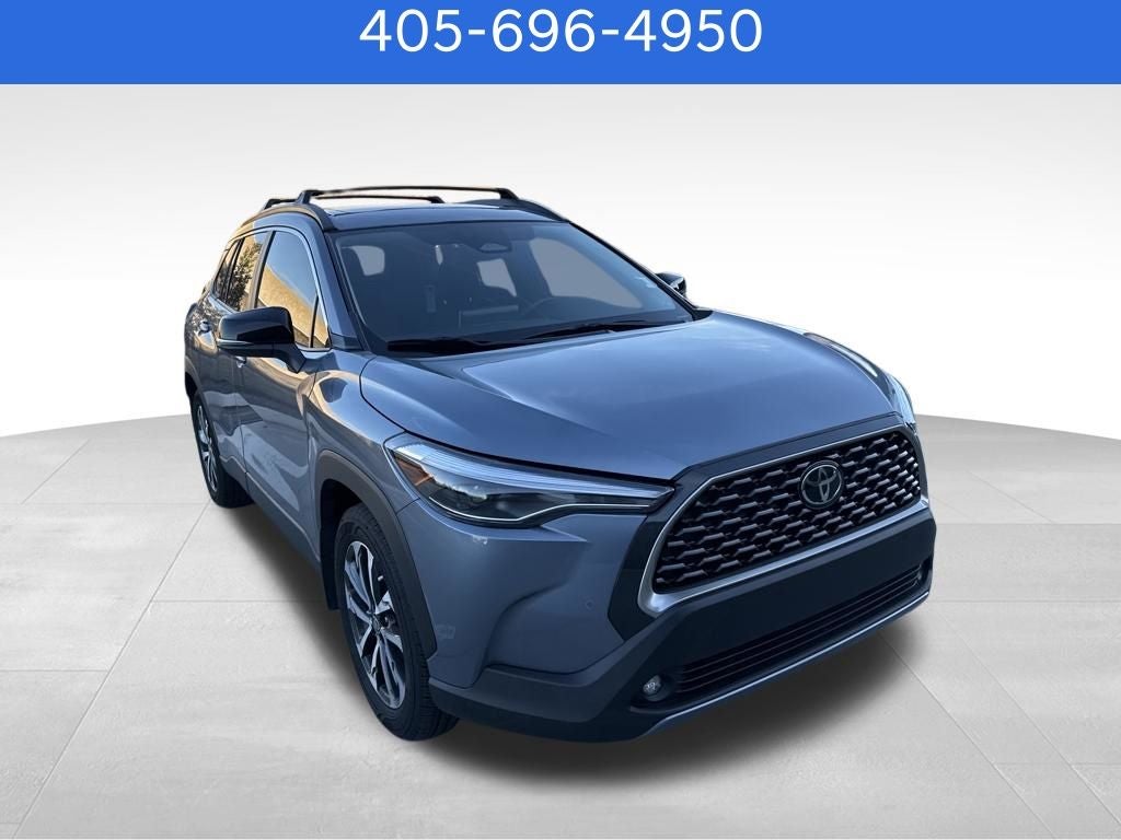 2025 Toyota Corolla Cross XLE