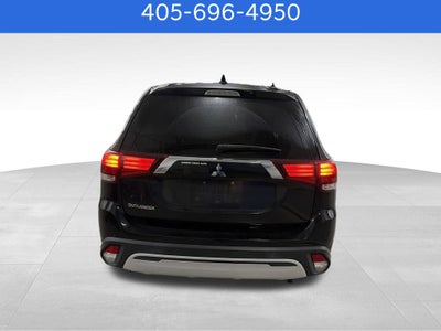 2020 Mitsubishi Outlander ES