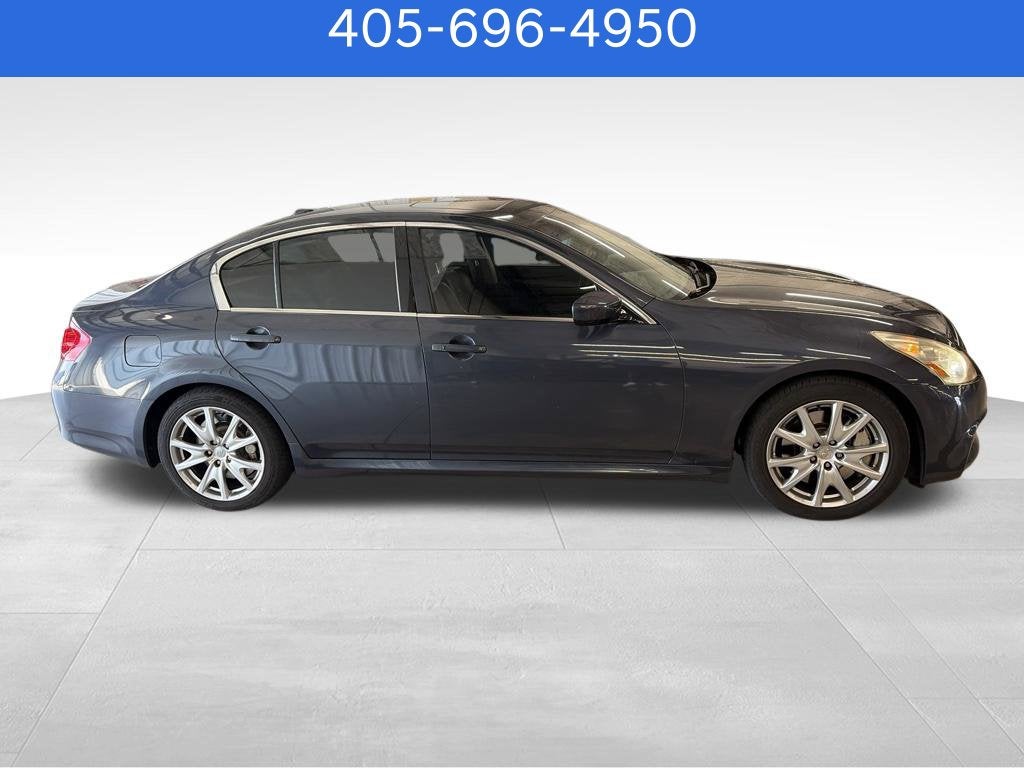 2011 INFINITI G37 Journey