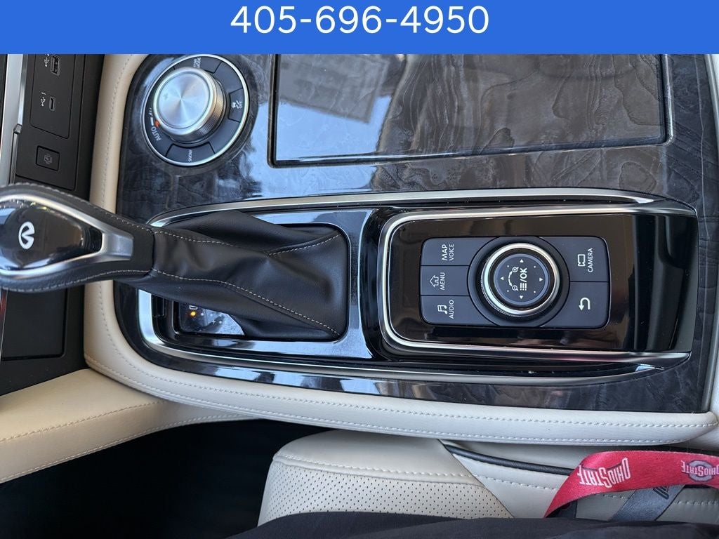 2022 INFINITI QX80 LUXE