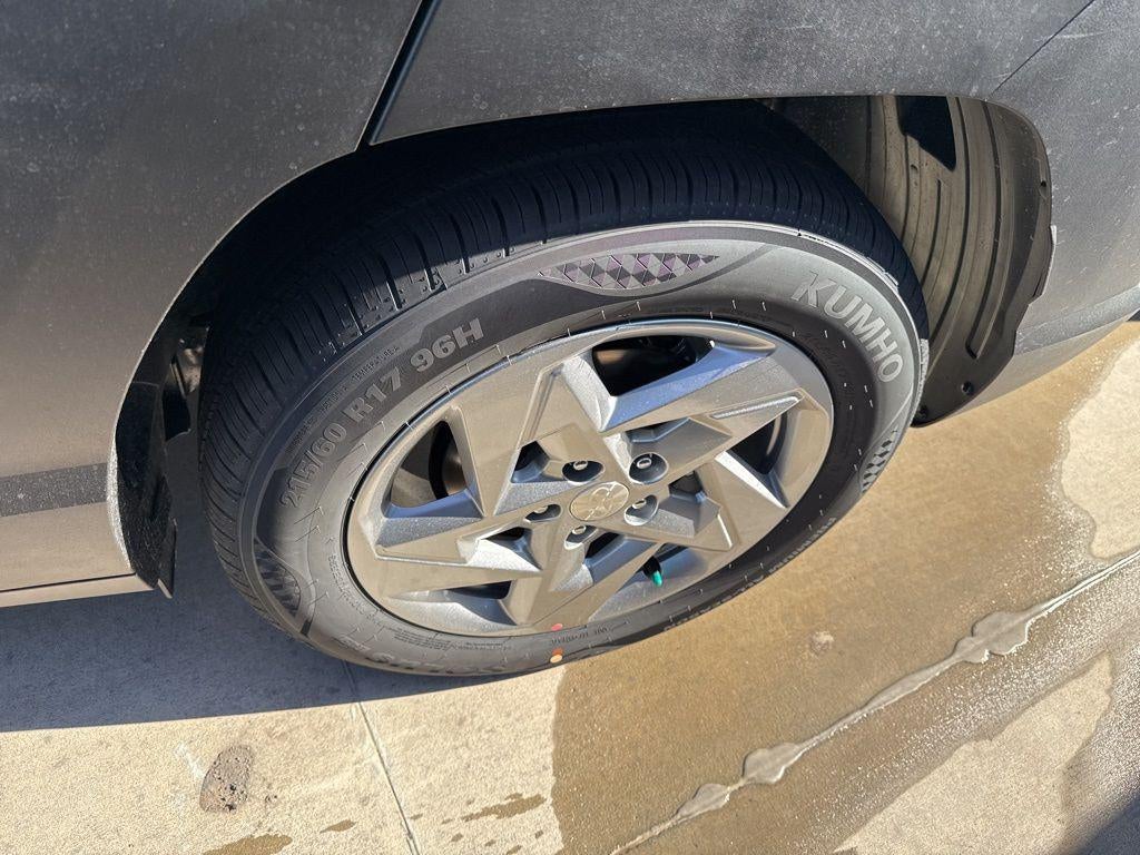 2026 Hyundai KONA SE FWD