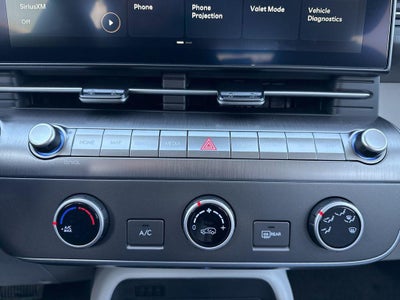 2026 Hyundai KONA SE FWD