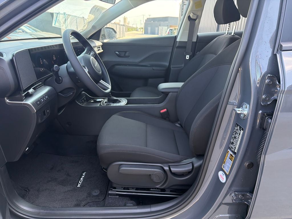 2026 Hyundai KONA SE FWD