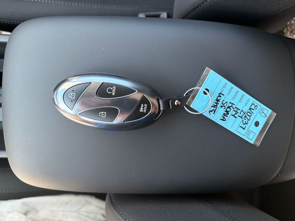 2027 Hyundai KONA SE FWD