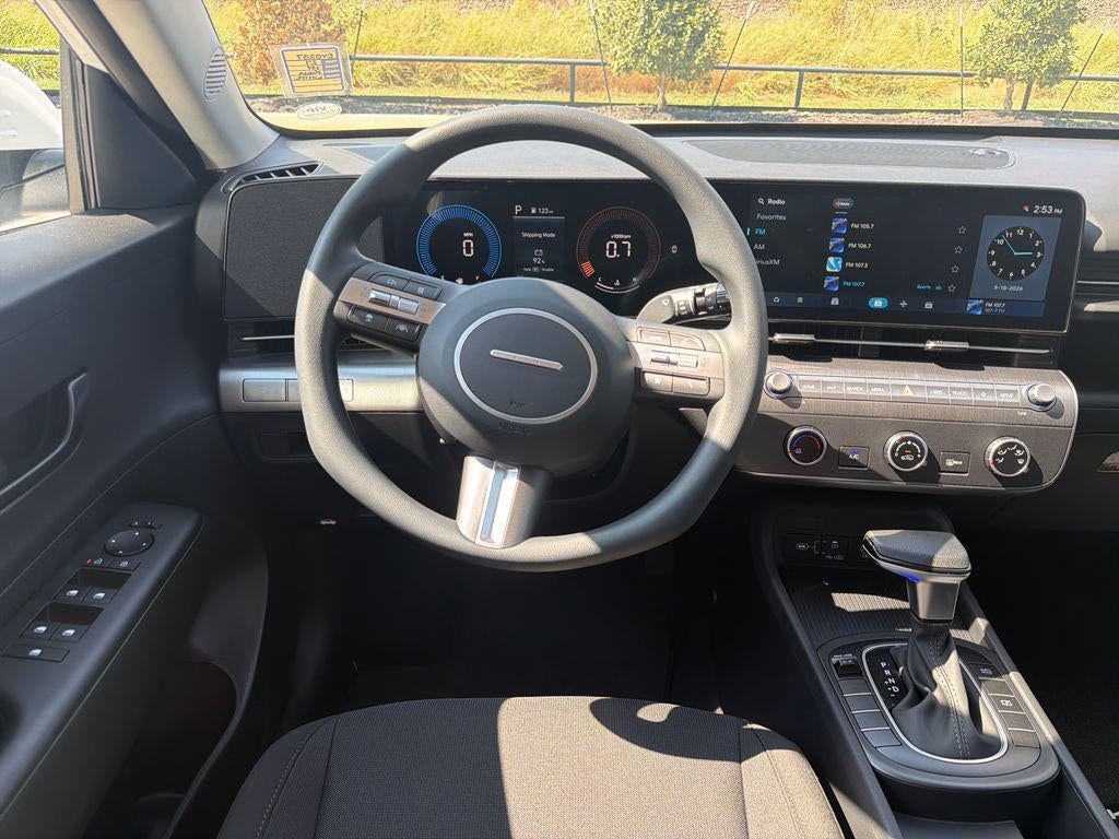 2027 Hyundai KONA SE FWD