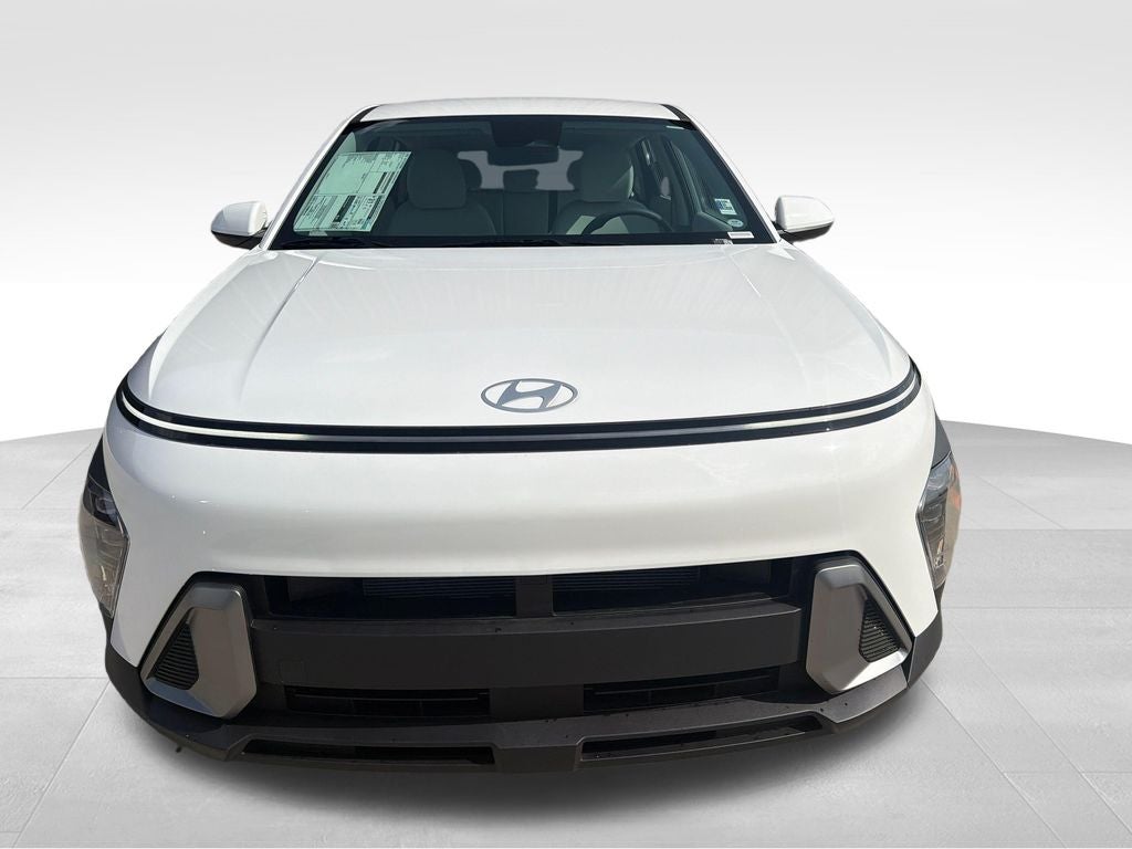 2027 Hyundai KONA SE FWD