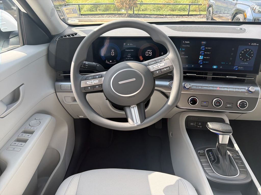 2027 Hyundai KONA SE FWD
