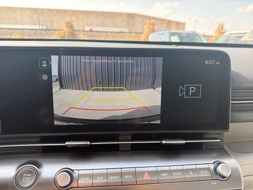 2027 Hyundai KONA SE FWD