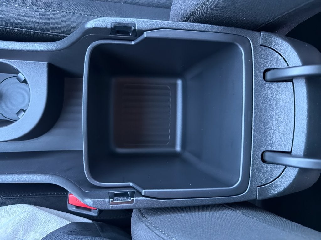2027 Hyundai KONA SE FWD