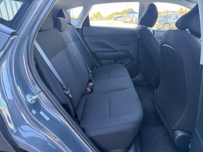 2027 Hyundai KONA SE FWD