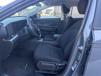 2027 Hyundai KONA SE FWD