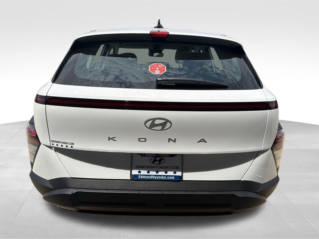 2026 Hyundai KONA SE FWD