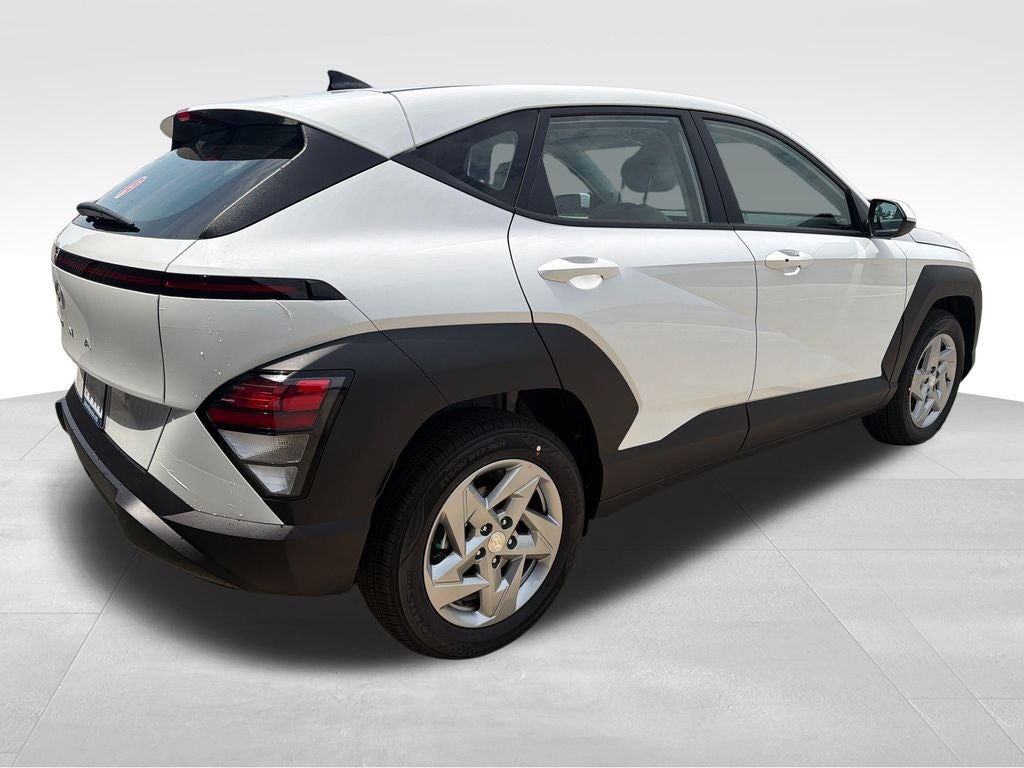 2026 Hyundai KONA SE FWD