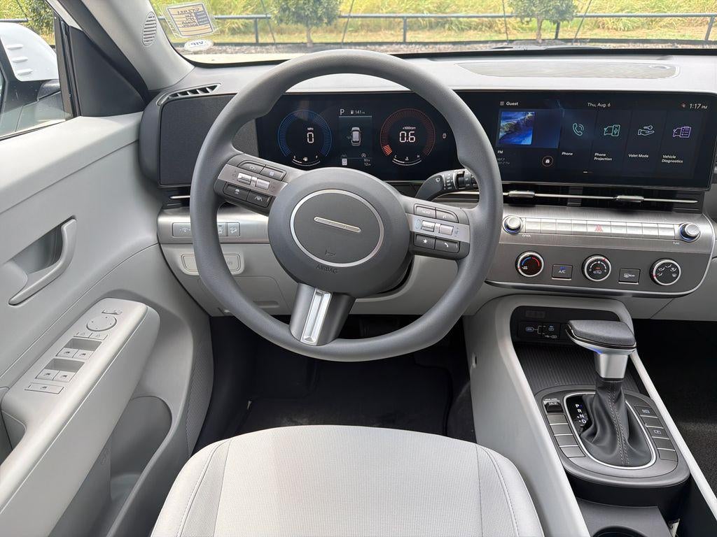 2026 Hyundai KONA SE FWD