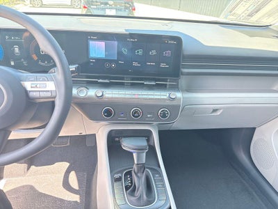 2026 Hyundai KONA SE FWD