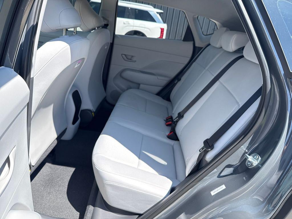 2026 Hyundai KONA SE FWD