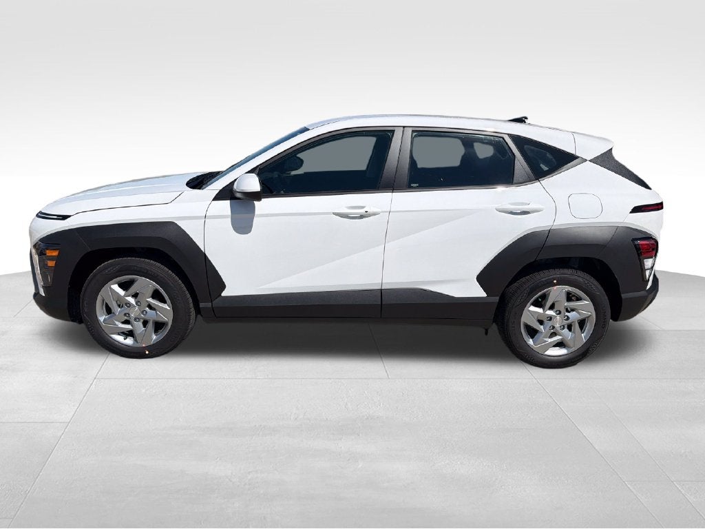 2027 Hyundai KONA SE FWD
