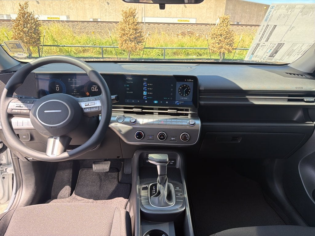 2027 Hyundai KONA SE FWD