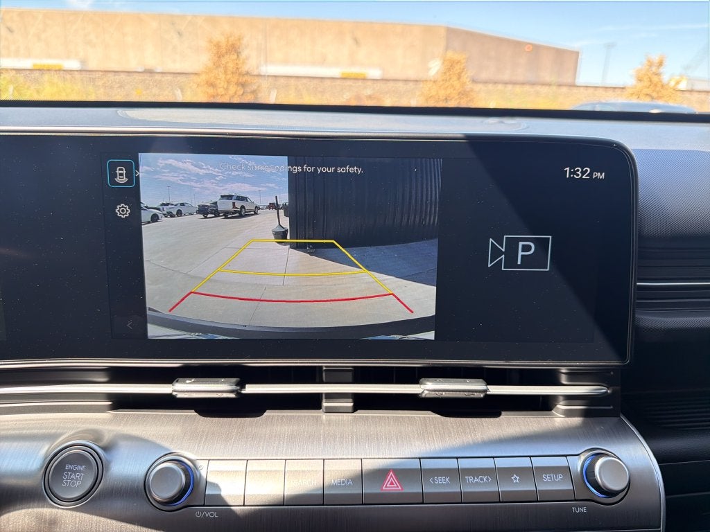 2027 Hyundai KONA SE FWD