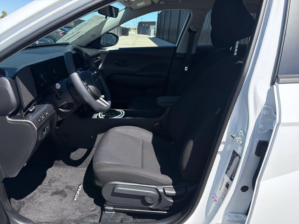 2027 Hyundai KONA SE FWD