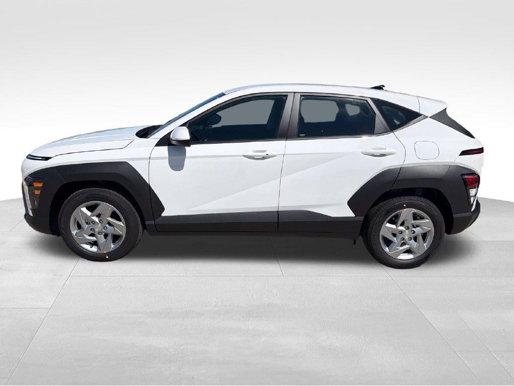 2027 Hyundai KONA SE FWD