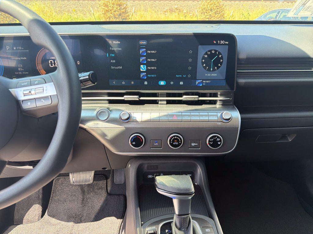 2027 Hyundai KONA SE FWD