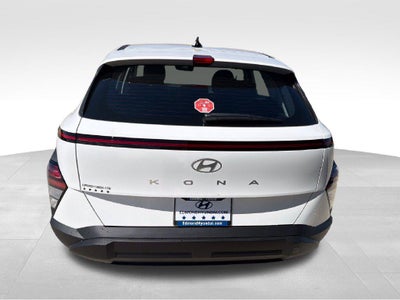 2027 Hyundai KONA SE FWD