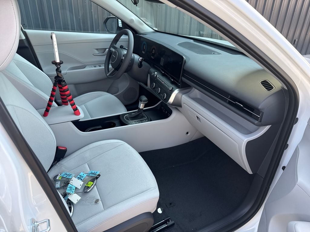 2026 Hyundai KONA SE FWD