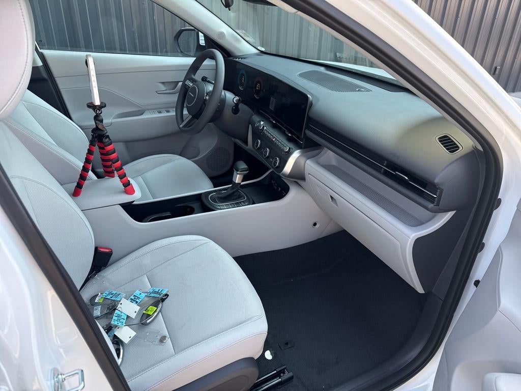 2026 Hyundai KONA SE FWD