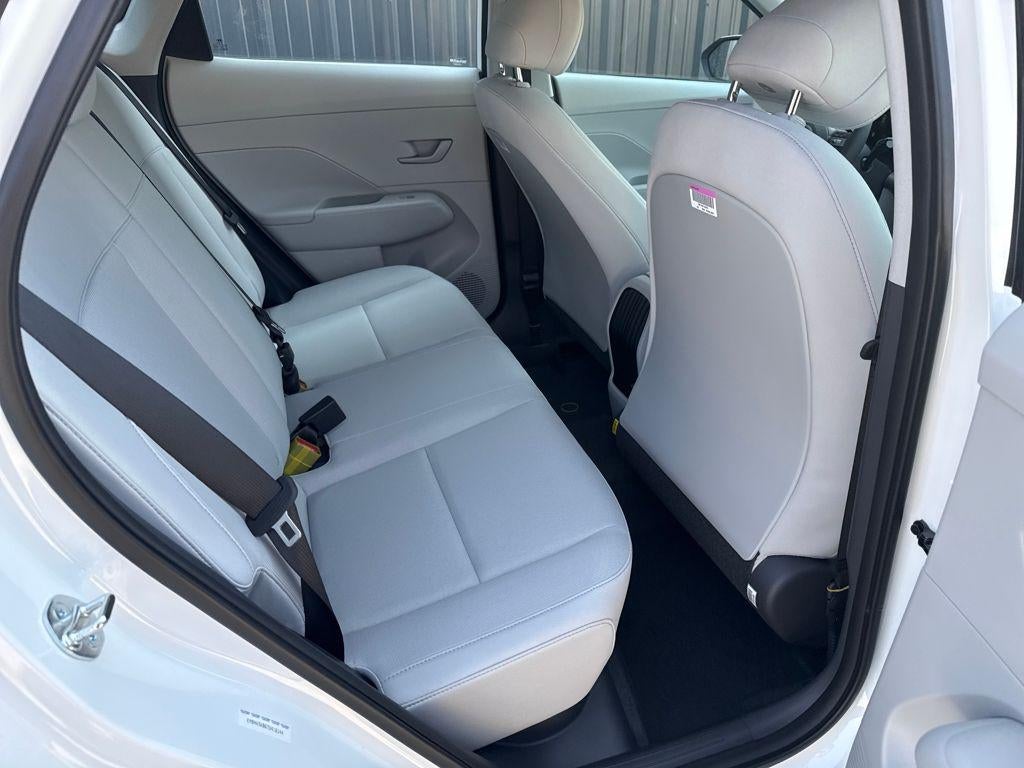 2026 Hyundai KONA SE FWD