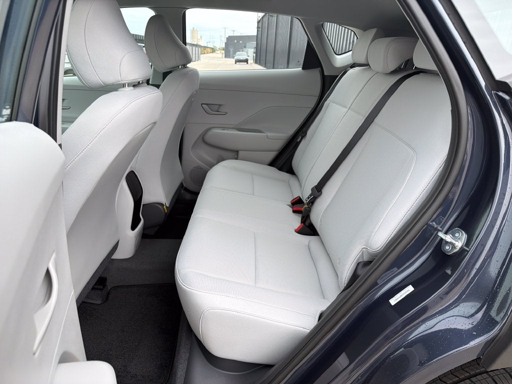 2027 Hyundai KONA SE FWD