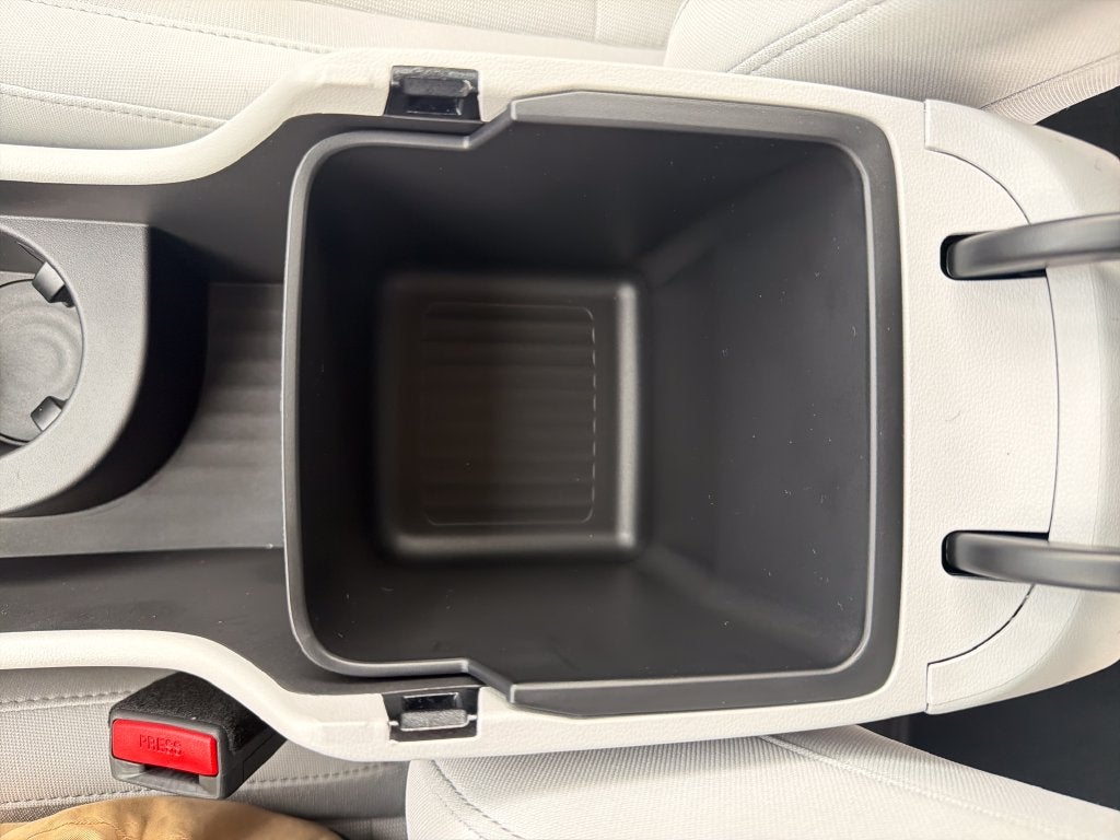 2027 Hyundai KONA SE FWD