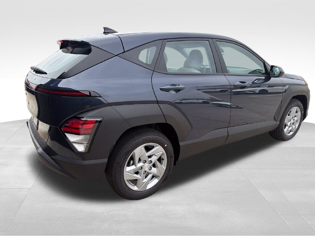 2027 Hyundai KONA SE FWD