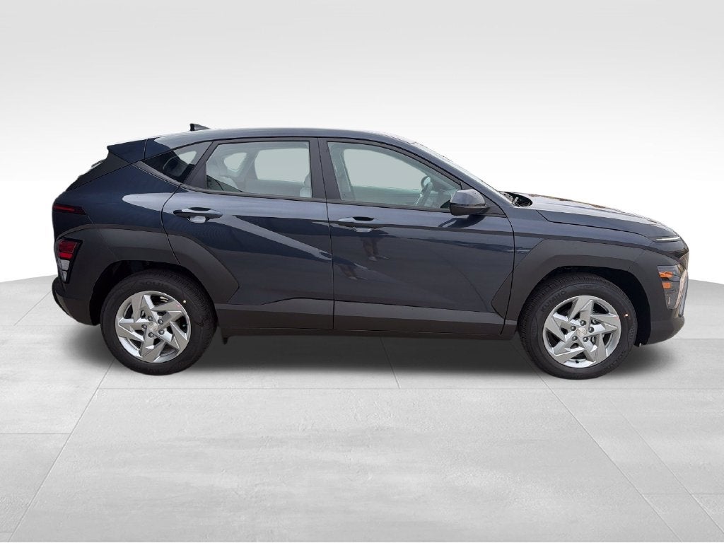 2027 Hyundai KONA SE FWD