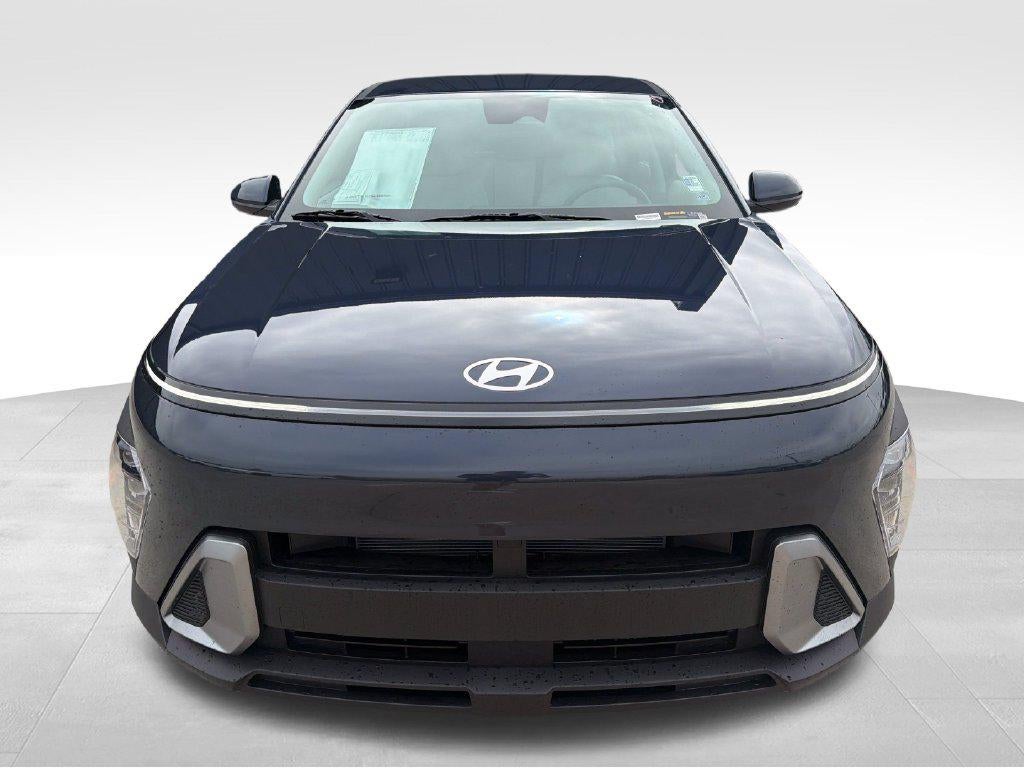 2027 Hyundai KONA SE FWD