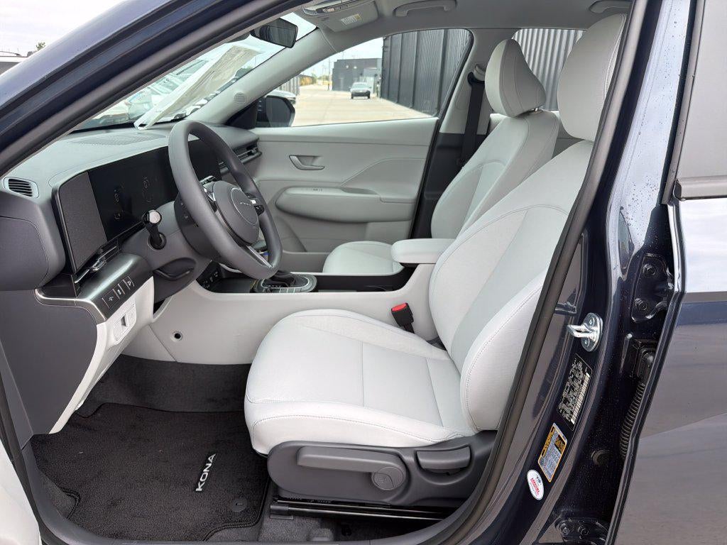 2027 Hyundai KONA SE FWD