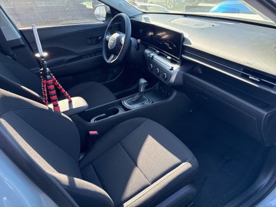 2026 Hyundai KONA SE FWD