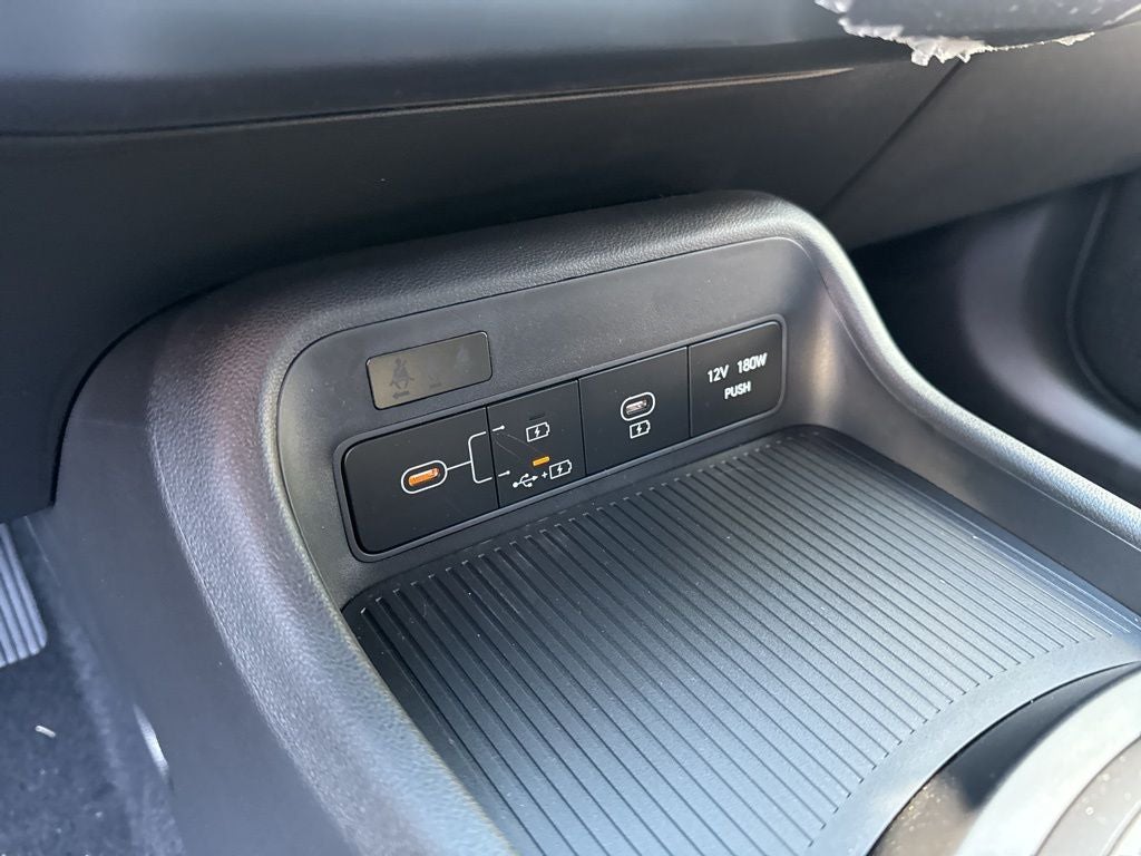 2026 Hyundai KONA SE FWD