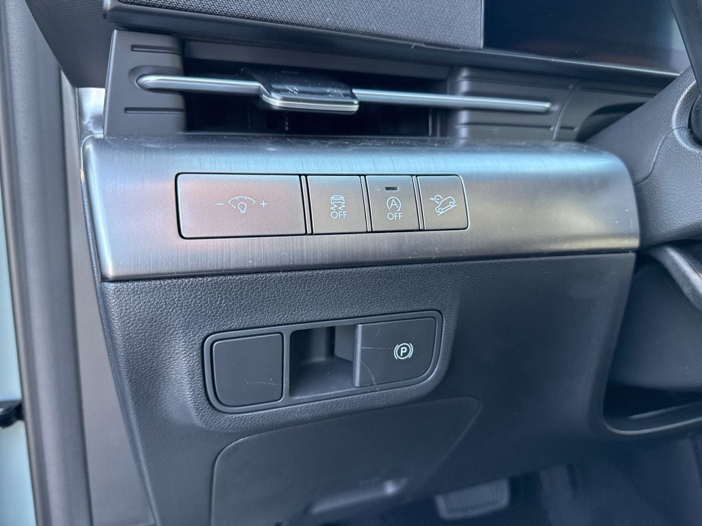 2026 Hyundai KONA SE FWD