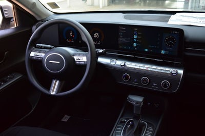 2026 Hyundai KONA SE FWD