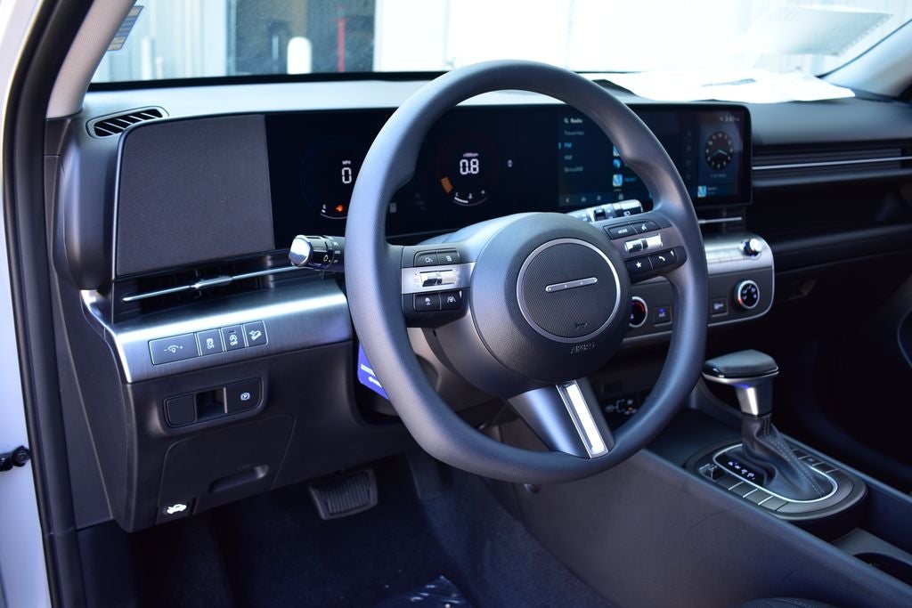 2026 Hyundai KONA SE FWD