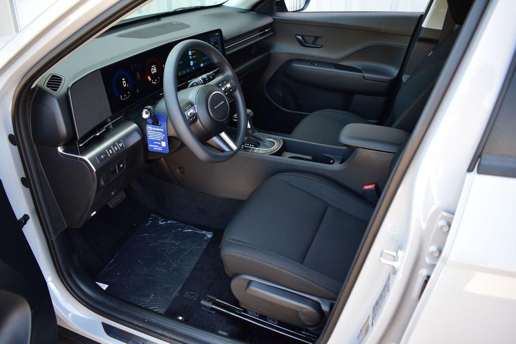 2026 Hyundai KONA SE FWD