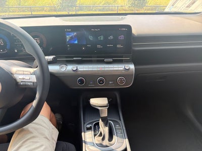 2026 Hyundai KONA SE FWD