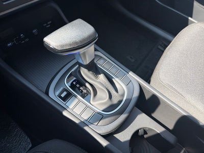 2026 Hyundai KONA SE FWD